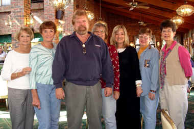 John and the gals 2.jpg (732424 bytes)