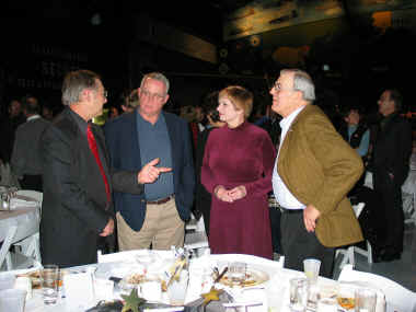 Classmates8.jpg (813838 bytes)